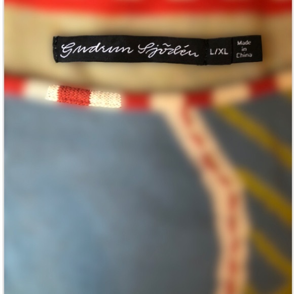 Soft, colorful, joyful, unique, sweater. - Picture 2 of 6